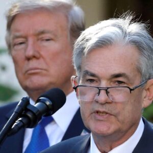 ABD Başkanı Trump, Powell’ı görevden almayacağını söyledi