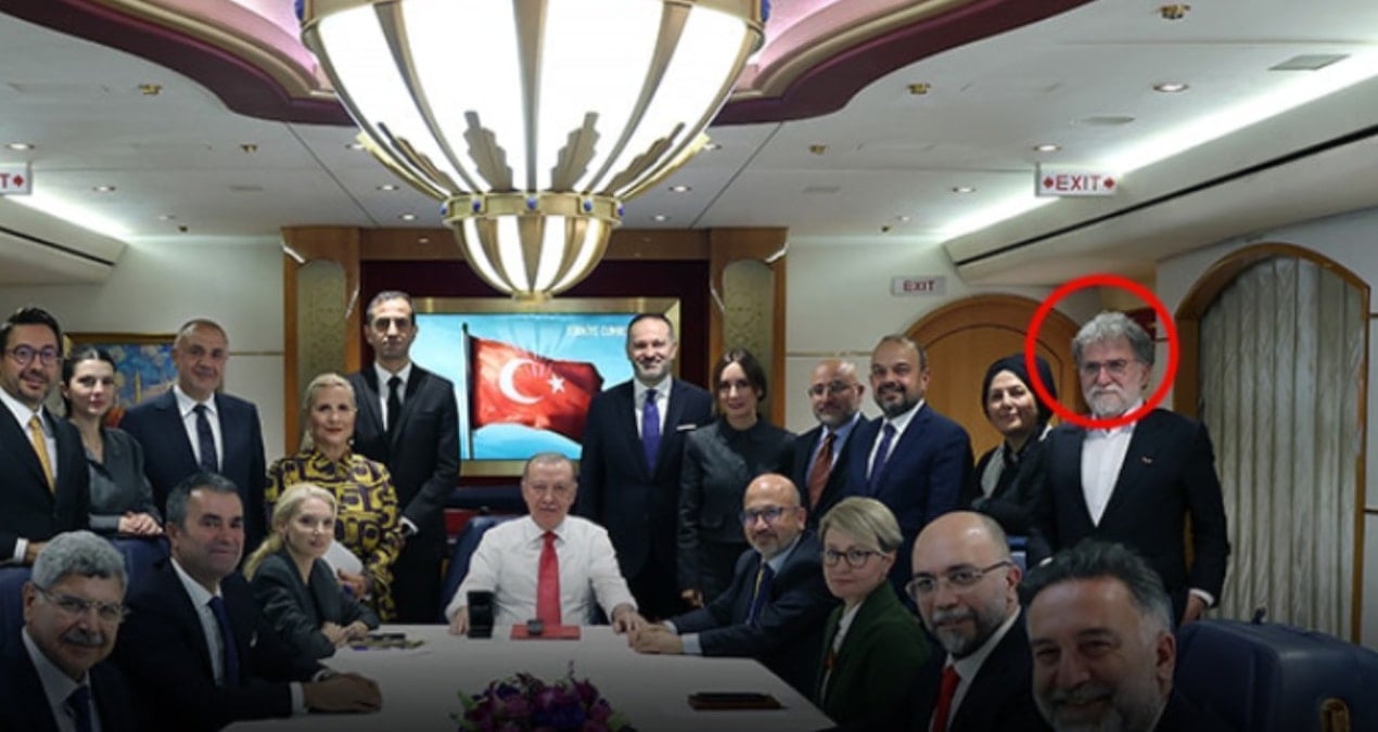 ahmet hakan ve faruk bildirici birbirine girdi ucakta siparis soru kavgasi hsUK7XE5