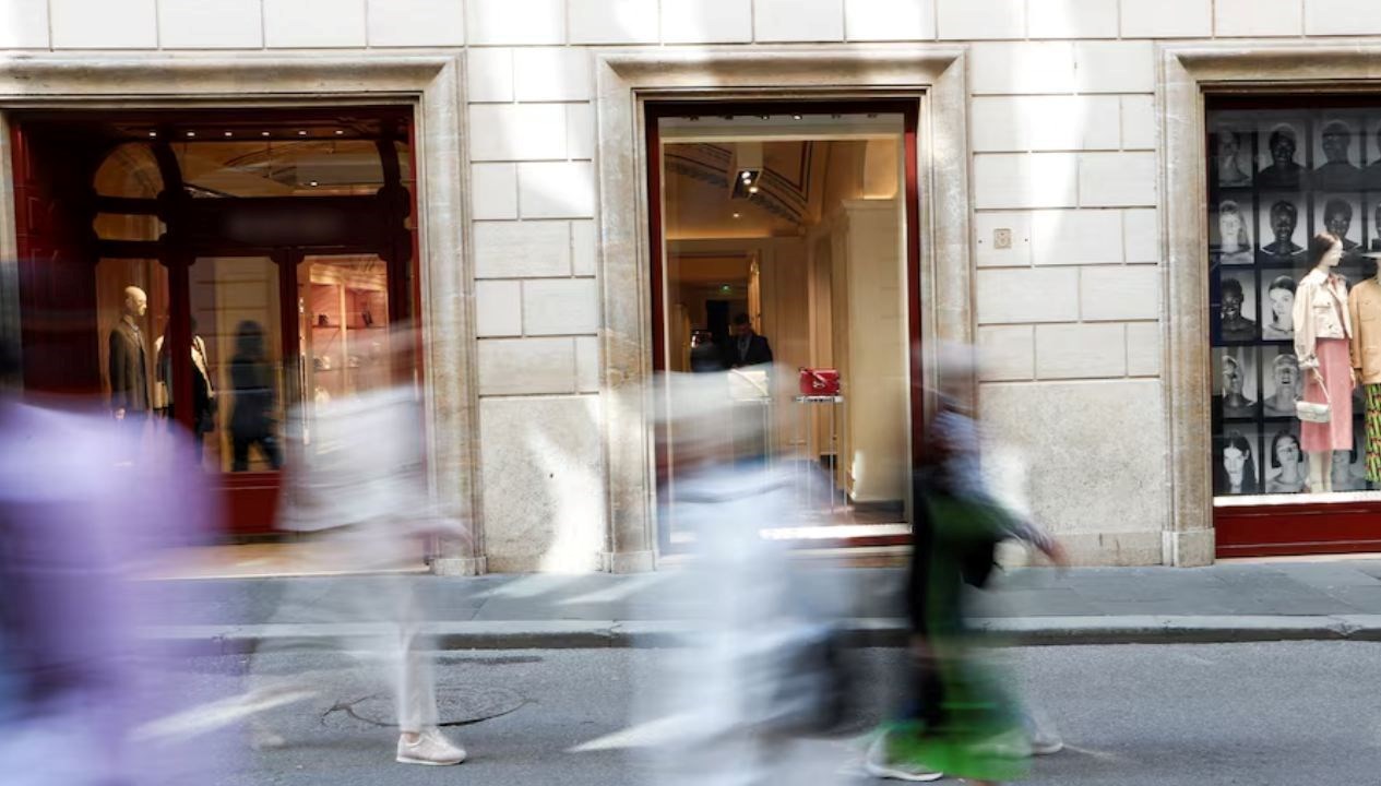 abden uc ulkeden uc luks markaya para cezasi ZttqHcIu.jpg