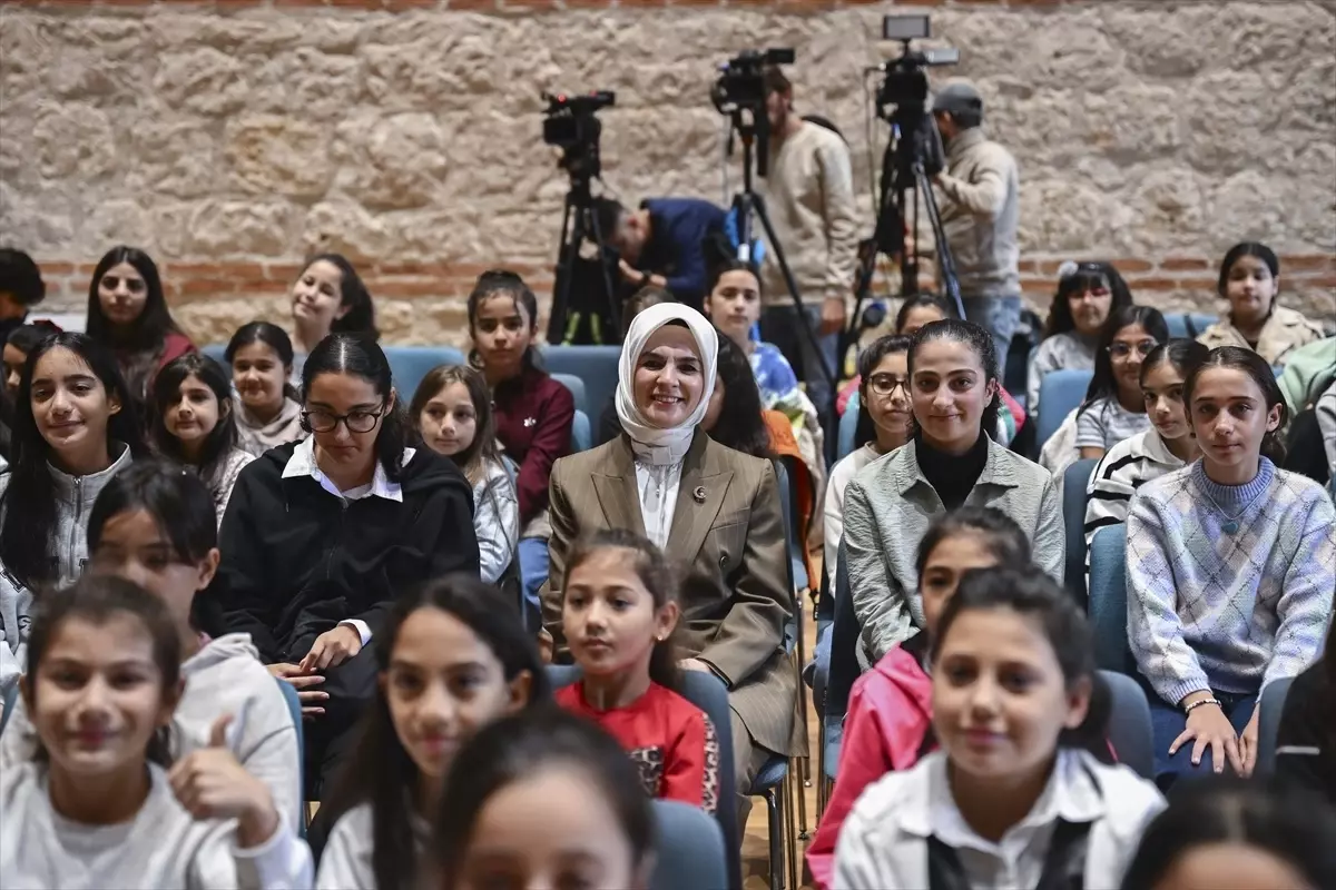 bakan goktas her cocugun yuzu gulmeli 6ui7ukAS