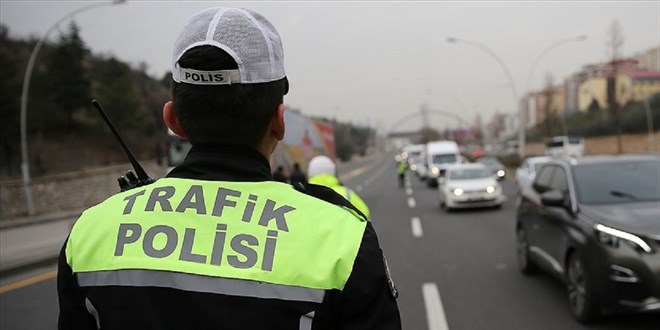 istanbulda bazi yollar trafige kapatildi ypQJuz67.jpg