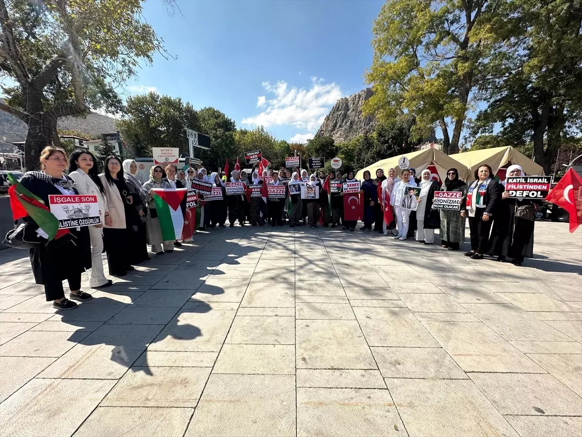 konya ve cevre illerde gazze icin sessiz ciglik etkinligi yapildi kpQy3jd3