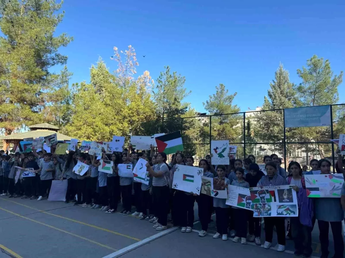 kurtalanda gazze icin dayanisma etkinligi duzenlendi mc7AIL6N