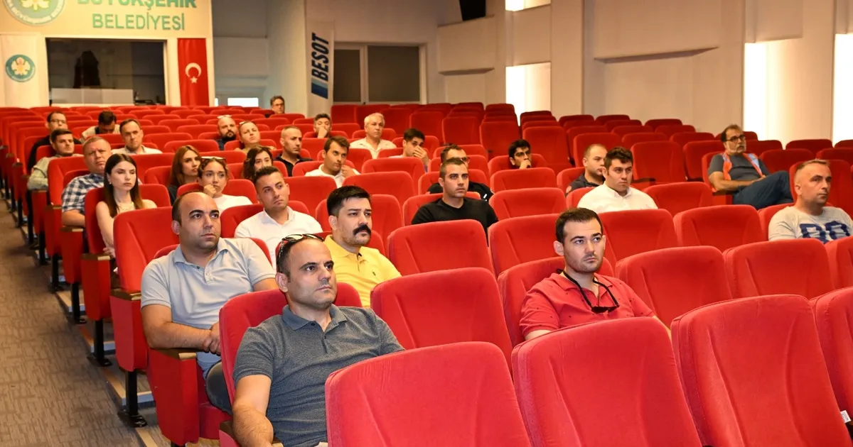 manisada belediye personeline afet bilinclendirme egitimi U36eHxYq