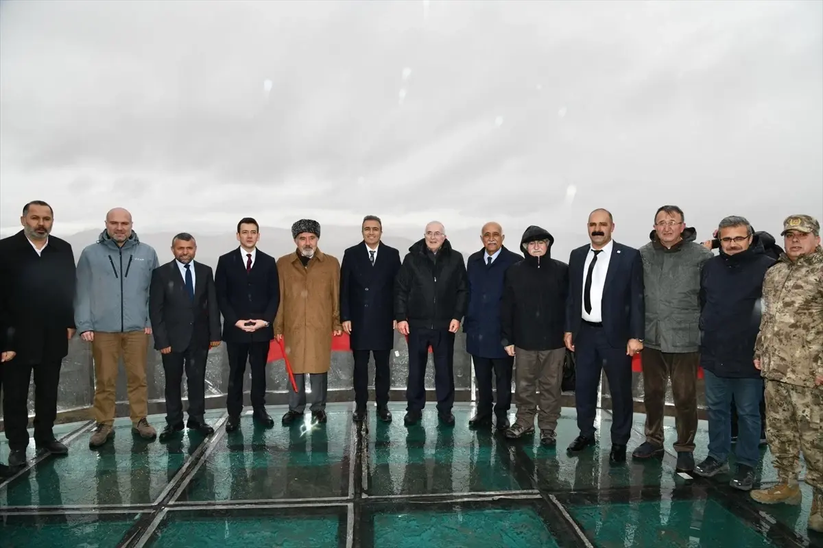 seytan kalesinde yeni seyir terasi acildi QnZq4FbR.jpg