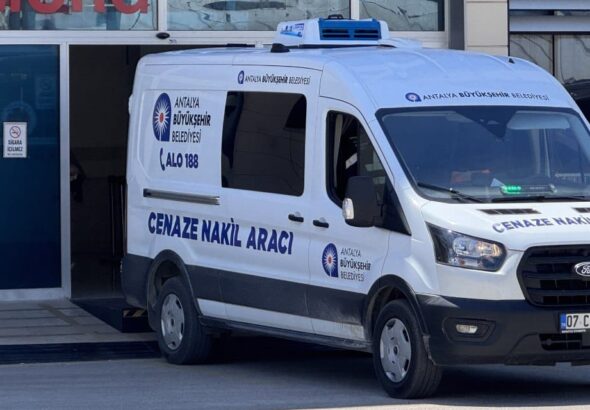 feci-carpisma-can-aldi-motosikletli-kurye-hayatini-kaybetti-6qIGPRhc