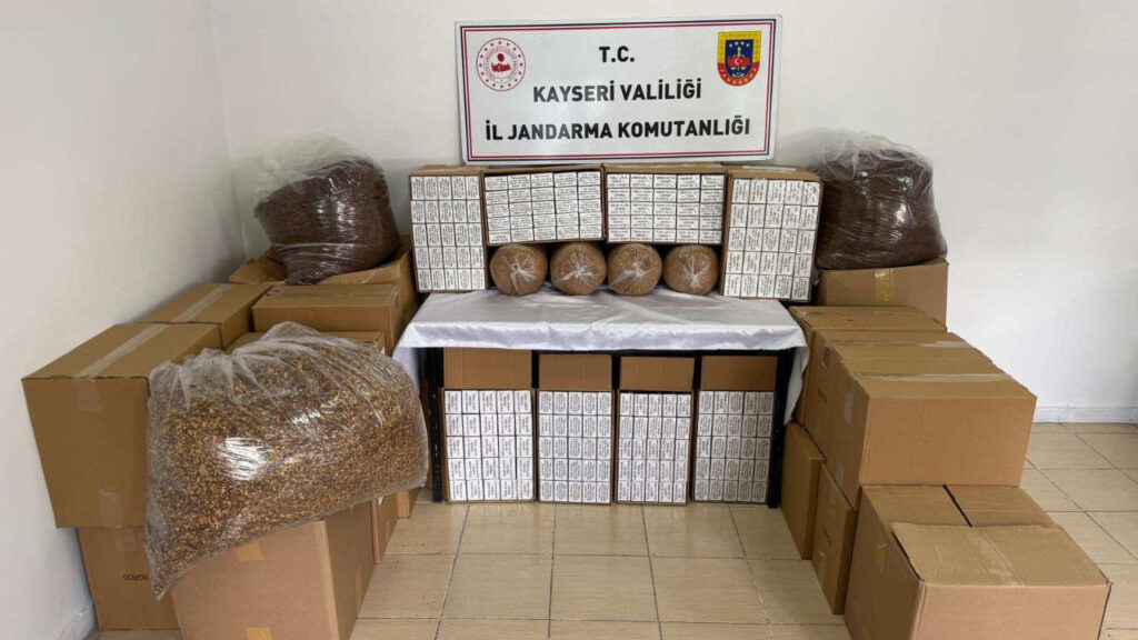 Kayseri’de 200 Kilogram Kaçak Tütün ve 220 Bin Makaron Ele Geçirildi