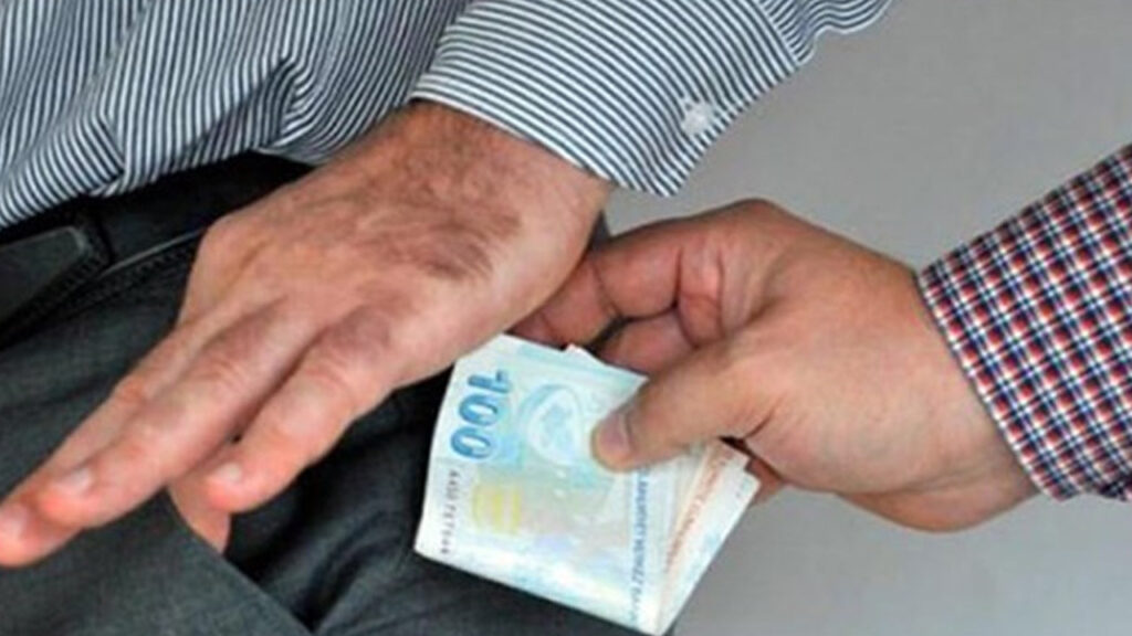 Sağlık Sektöründe Rüşvet Skandalı: 18 Kişi Gözaltında