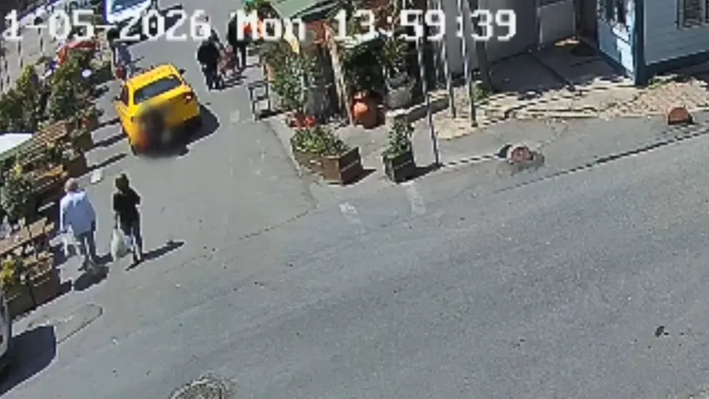 Şişli’de 79 Yaşındaki Kadın Geri Hareket Eden Taksinin Altında Kaldı