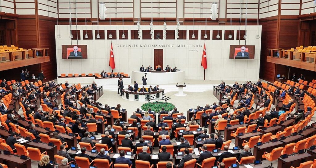 TBMM Toplantısı Yeter Sayıya Ulaşamadığı İçin Kapatıldı
