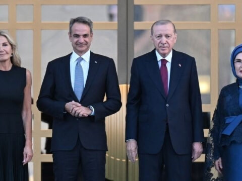 Nato zirvesi sonrasi micotakisten cumhurbaskani erdogana kritik mesaj zamzyxmh